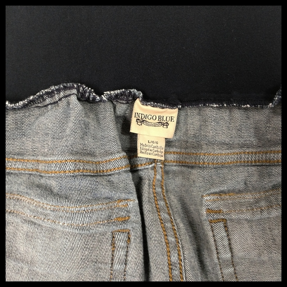 Indigo blue maternity shorts - Picture 6 of 6